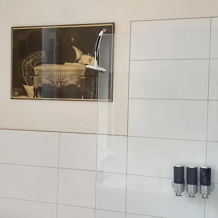 Helles Mit Kingsize-bett * Mannheim