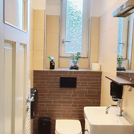 Helles Mit Kingsize-bett Habitación en casa particular