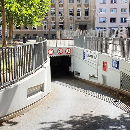 Helles Mit Kingsize-bett