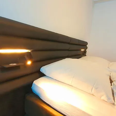 Helles Mit Kingsize-bett *